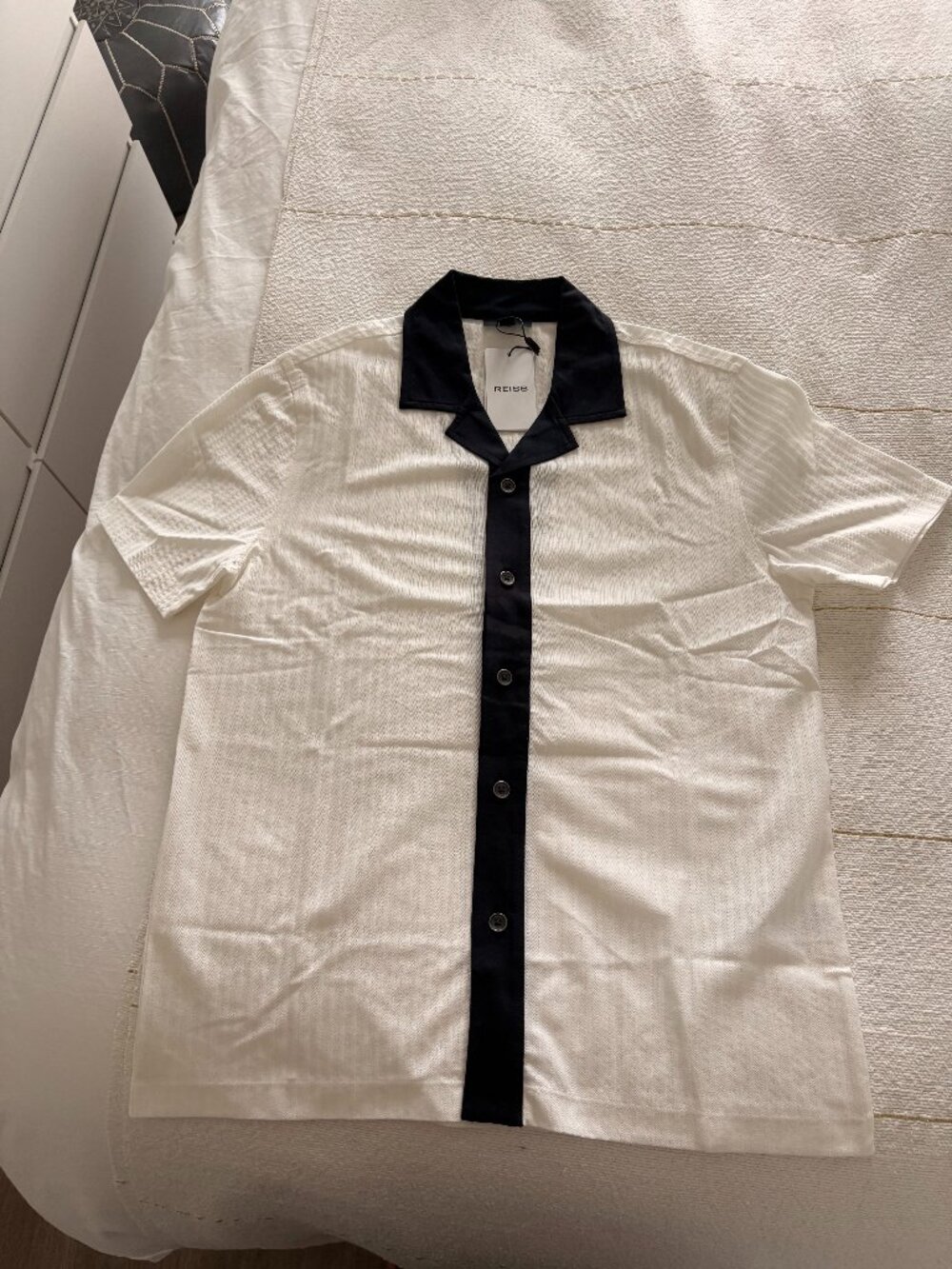 Reiss White/Navy Aster Cotton Textured Colour-Block Shirt